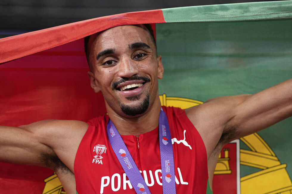 Isaac Nader sagra-se campeão mundial de 1500 metros em Tóquio