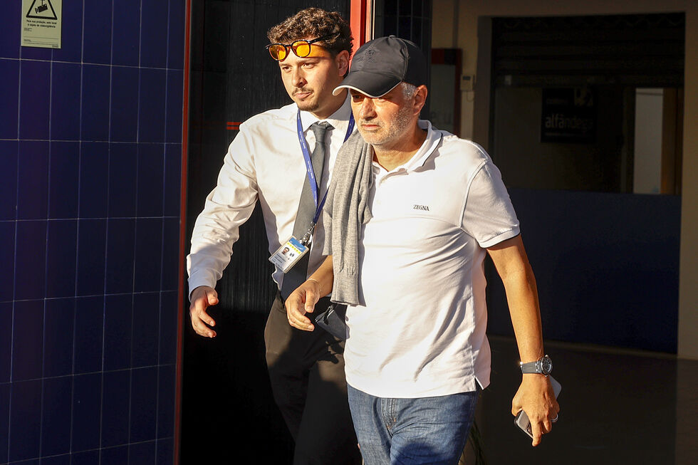 Mourinho em Lisboa, possível acordo com o Benfica