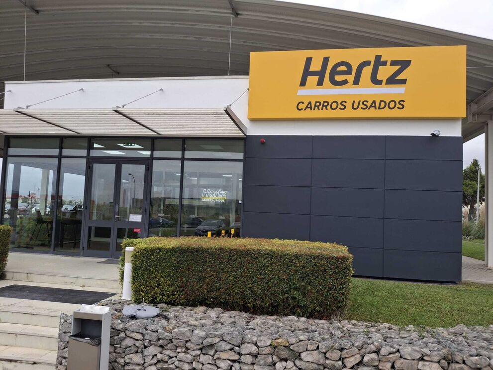 Loja Hertz de carros usados