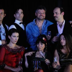 Artistas Unidos: comédia na casa nova