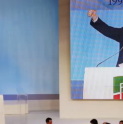 Estreia esta noite no NOW a primeira parte do documentário sobre a vida de Silvio Berlusconi