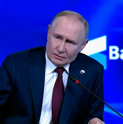 Putin diz que Rússia está 'no geral, preparada para apoiar' o plano de Trump para a paz em Gaza  