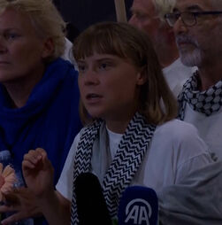 “Há um genocídio a acontecer à frente dos nossos olhos”: Greta Thunberg reage após deportação de Israel 