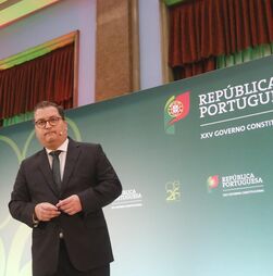 Governo vai 'aproveitar baixa de preços' para reverter descontos no ISP