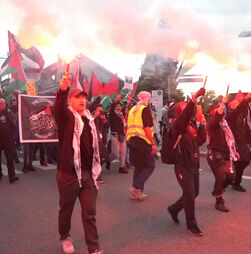 Centenas protestam em Oslo antes do jogo contra a seleção israelita