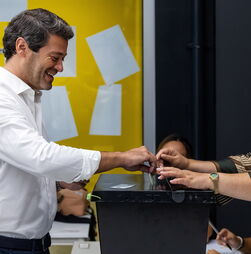 Ventura apela ao voto para “manter democracia viva”