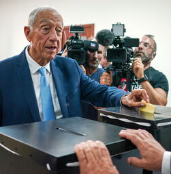 Marcelo confiante na adesão ao voto após 'campanha muito mexida e participada'