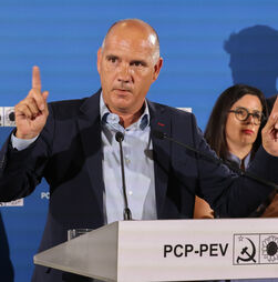 Numa noite 'negativa', CDU mantém-se forte em Lisboa