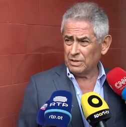 'Mostrei disponibilidade para terminar o que comecei': Luís Filipe Vieira votou na Casa do Benfica do Seixal
