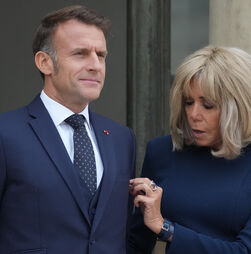 Começou julgamento de dez arguidos por assédio virtual a Brigitte Macron