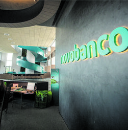 Novo Banco vendeu por 14 milhões terrenos em Sesimbra que valiam 340