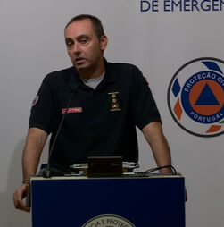 Proteção Civil aumenta estado de prontidão em várias zonas de Portugal continental devido a chuva intensa