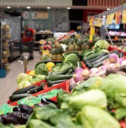 Inflação desacelera para 2,3% em outubro. Preço dos alimentos abranda