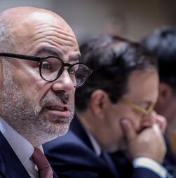 Pinto Luz promete normalização do aeroporto de Lisboa nos próximos meses