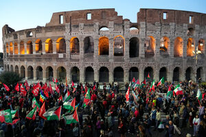 Manifestação em Roma pela libertação dos ativistas que seguiam na flotilha para Gaza