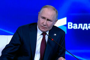 Putin diz que Rússia está "no geral, preparada para apoiar" o plano de Trump para a paz em Gaza  