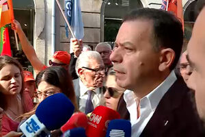 Luís Montenegro garante que Governo não participou em "nenhum ato que pudesse ser entendido como uma venda de armamento a Israel"