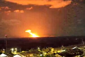 Explosões na Faixa de Gaza no dia em que se assinalam dois anos dos ataques de 7 de Outubro 