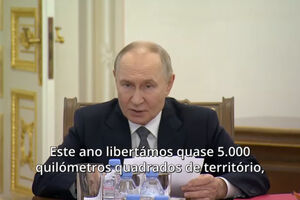 Putin diz que exército russo “libertou” quase 5000 quilómetros quadrados no território ucraniano 