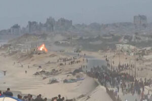 Explosões continuam em Gaza após Israel e Hamas concordarem com parte do plano de paz  