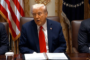 Trump diz que reféns serão libertados segunda ou terça-feira e revela possível deslocação ao Médio Oriente