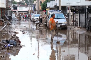 28 mortos em cheias provocadas por forte chuva torrencial no México 