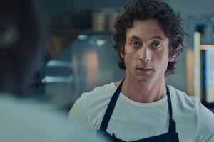 Jeremy Allen White encabeça o elenco da série criada por Christopher Storer