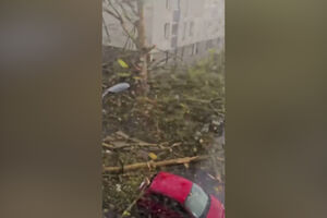 Tornado raro atinge os subúrbios de Paris