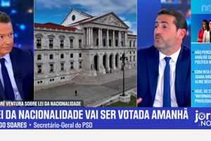 Governo "não se vai desviar um milímetro do objetivo de ter uma lei da nacionalidade exigente", garante Hugo Soares