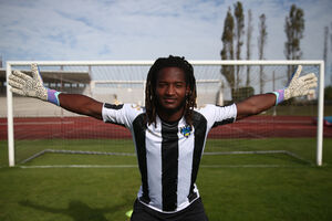 Guarda-redes improvisado defende penáltis e torna-se herói do Sporting Livramento