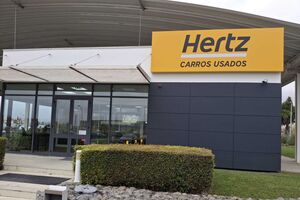 Loja Hertz de carros usados