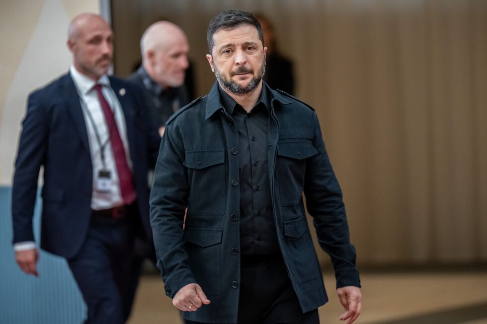 Zelensky denuncia uso de componentes estrangeiros em ataques russos na Ucrânia