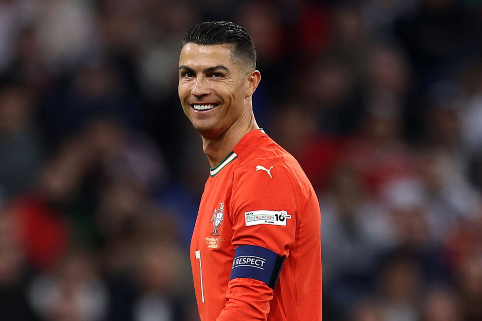 Cristiano Ronaldo atinge marca histórica de mil milhões em fortuna