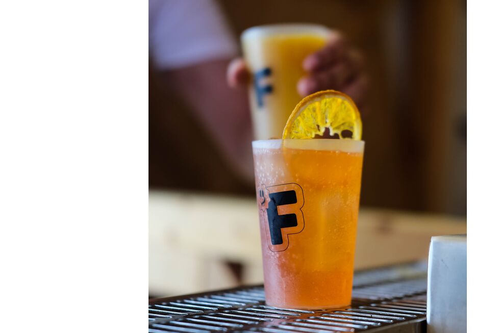 O Oktoberfest alemão inspira eventos em Portugal como o Oktober Festa, que acontece este fim de semana entre Marvila e o Cabo Ruivo, em Lisboa