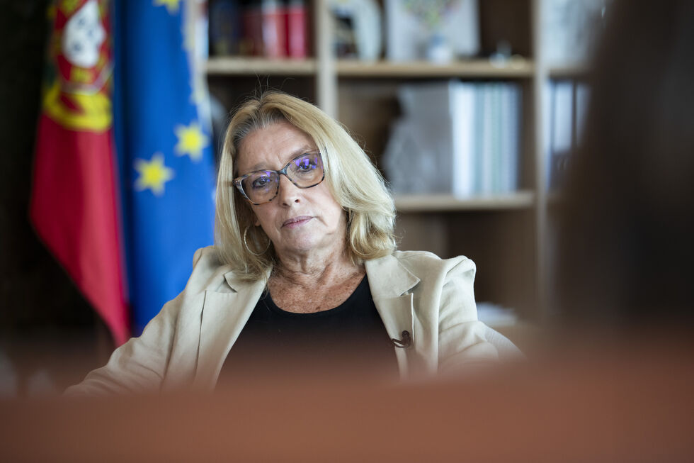 Ministra do Trabalho e Segurança Social aborda salário mínimo e lei laboral