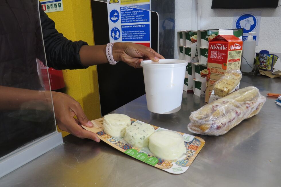 Mulheres portuguesas enfrentam maior risco de pobreza devido a baixos salários