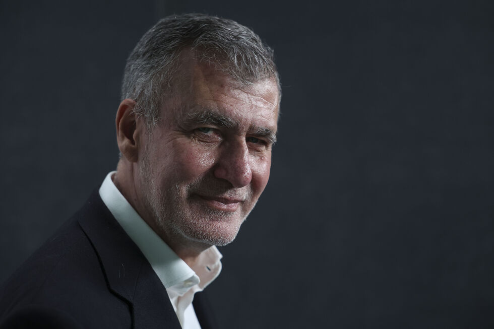 Gouveia e Melo recusa discurso anti-imigração, mesmo que isso afete a sua campanha presidencial