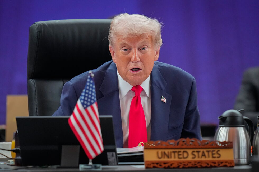 Trump pondera reunião com Kim Jong-un durante viagem à Ásia