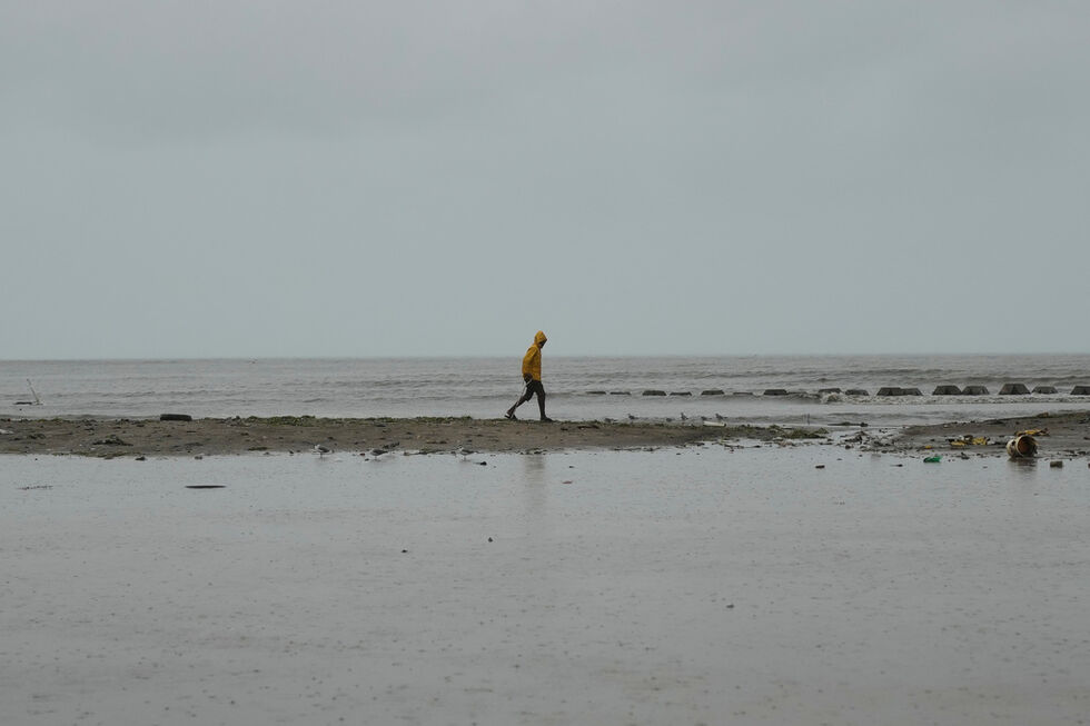 Melissa avança para a Jamaica com ventos fortes e inundações