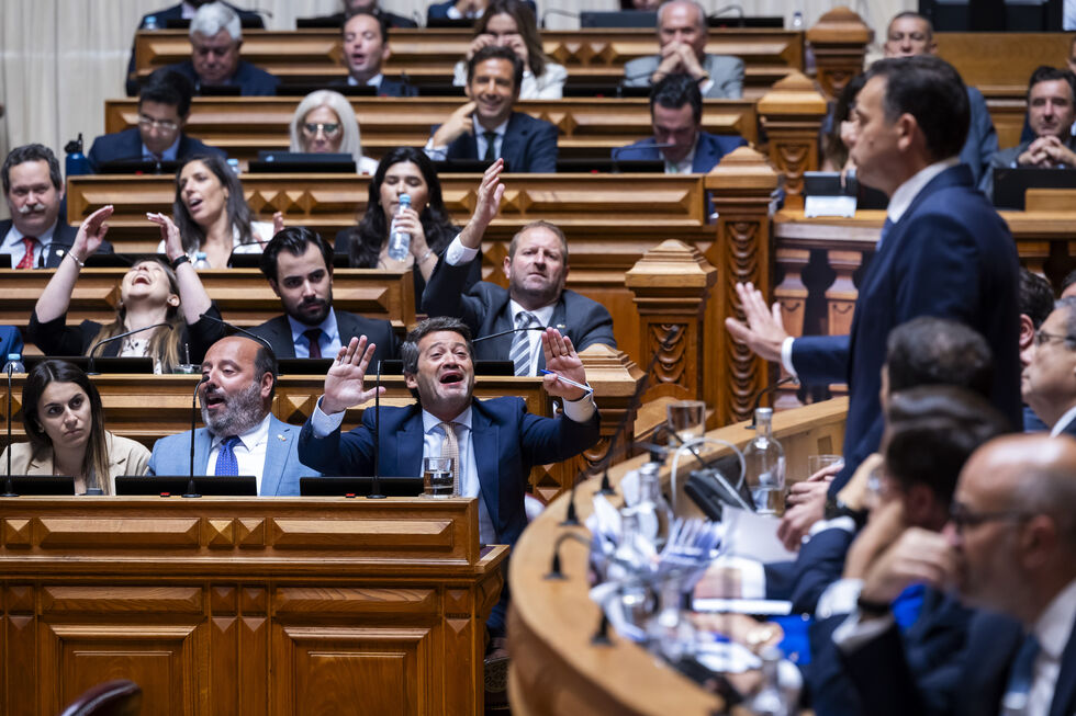 André Ventura do Chega vota contra o OE2026 na Assembleia da República