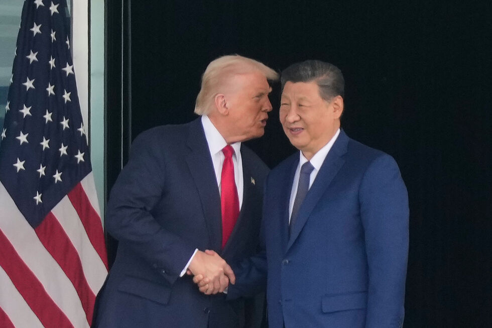 Trump e Xi Jinping reúnem-se e prometem cooperação após encontro na Coreia do Sul