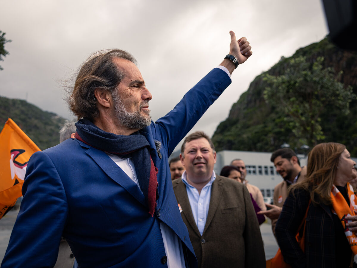 Justiça quer levantar a imunidade a Albuquerque