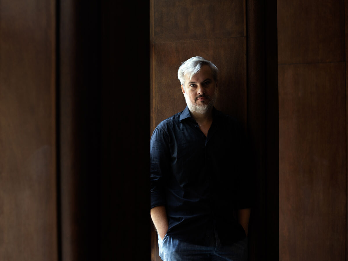 Ricardo Neves-Neves abre a porta do teatro a Adília Lopes