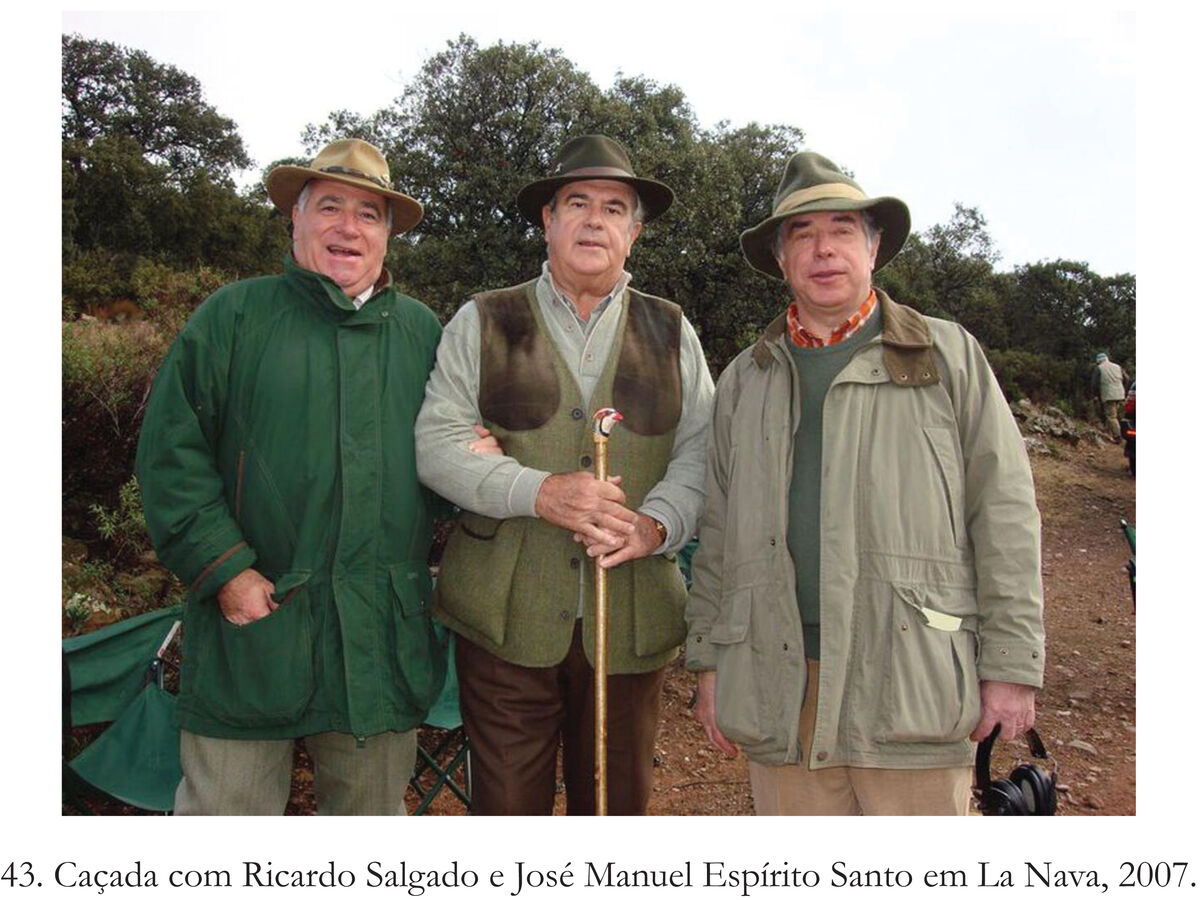 'Expropriados de Abril': o livro que relata os bastidores de ocupações, nacionalizações e conspirações