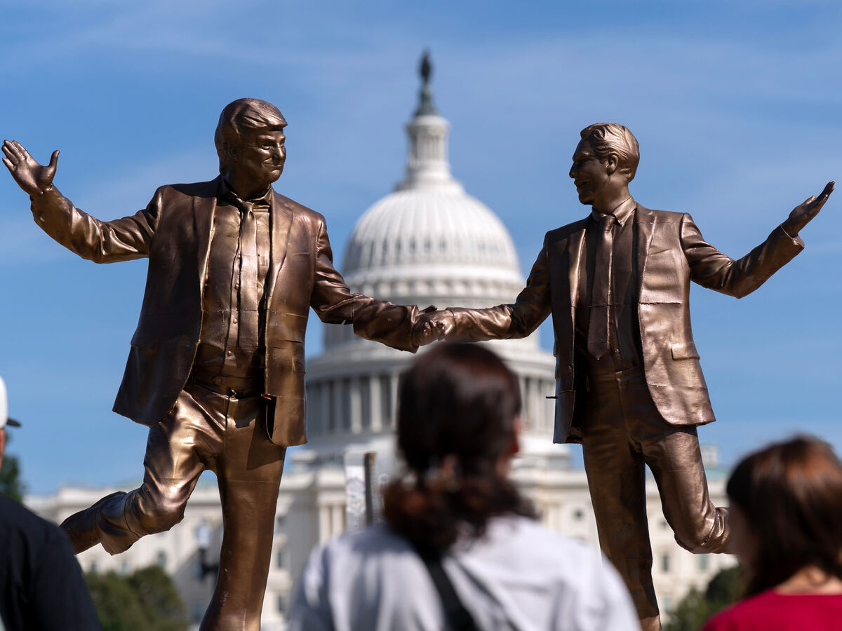 A segunda onda de choque dos crimes sexuais de Epstein