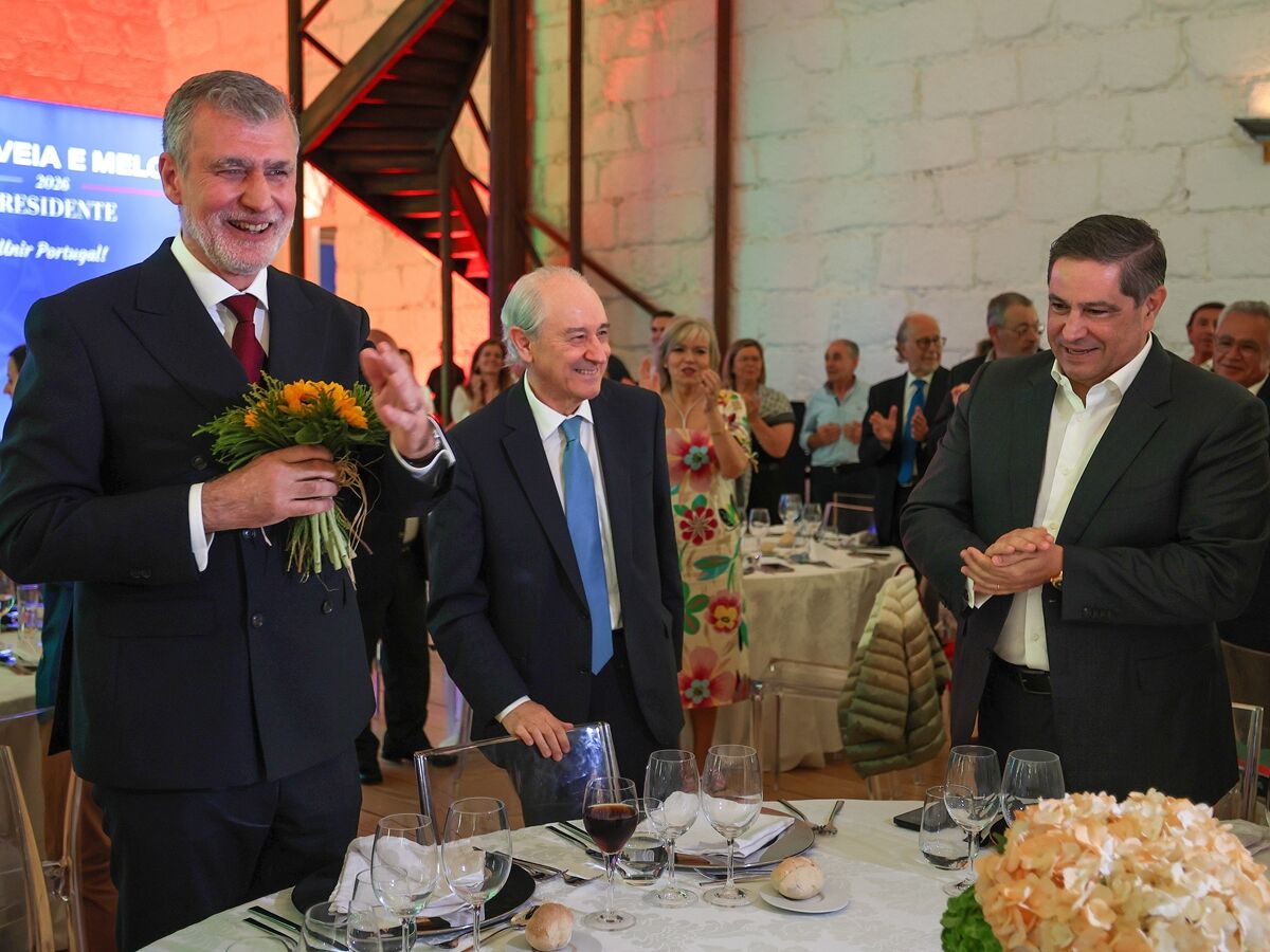 Candidatos presidenciais escondem contas da campanha