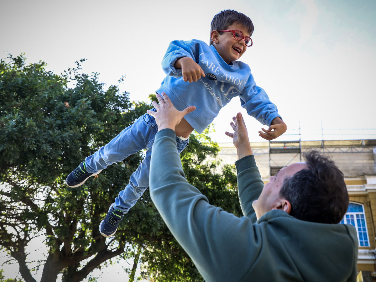 Daniel tem uma doença tão rara que não tem nome

