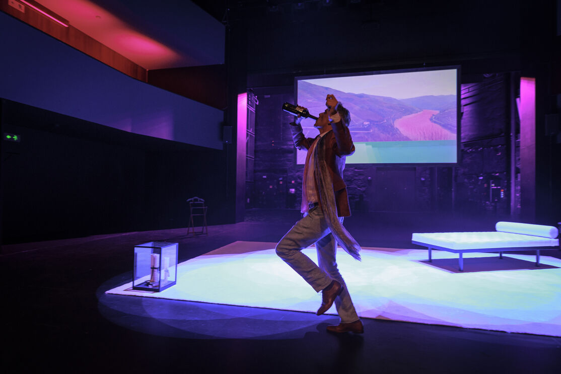 "Homens Hediondos" é uma criação de Patrícia Portela