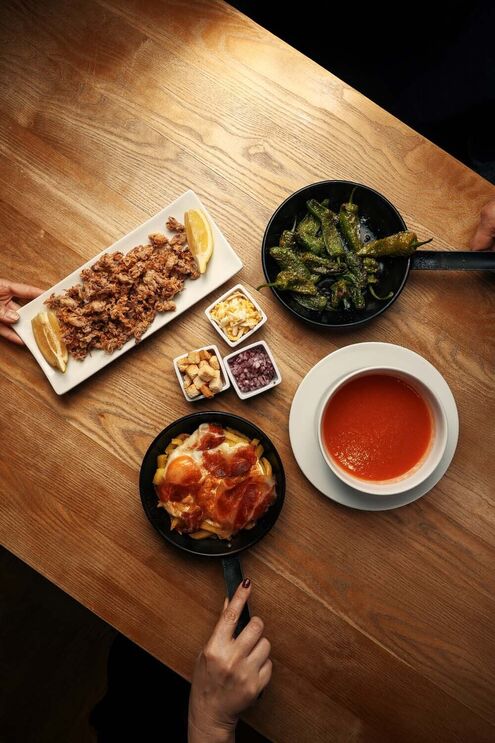 Rubro convida a celebrar com sabores ibéricos e menus especiais