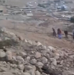 Terramoto no norte do Afeganistão mata pelo menos vinte pessoas  